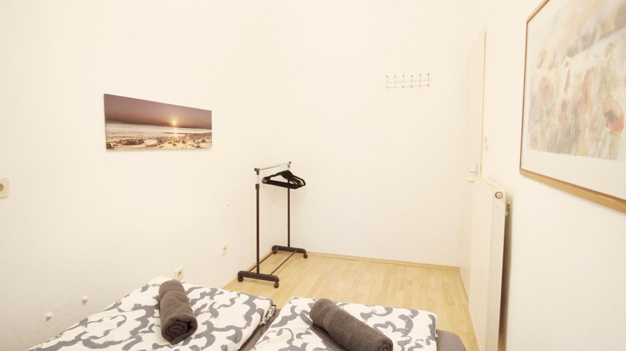 Homestay Comfortable Near Schonbrunn Palace