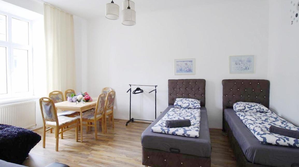 Comfortable Near Schonbrunn Palace * Vienna