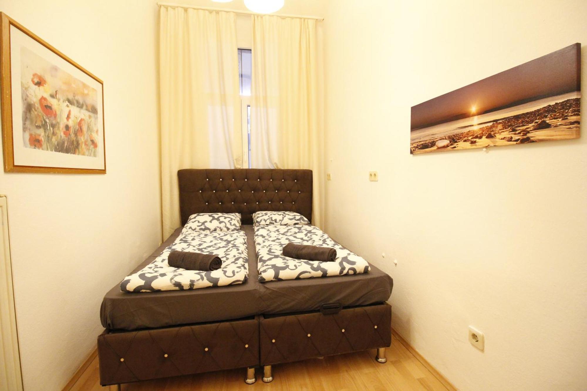 Comfortable Near Schonbrunn Palace